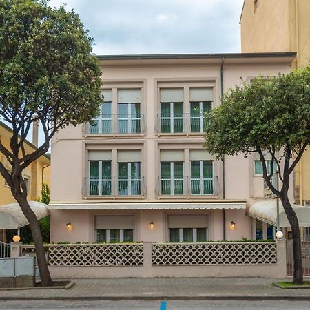 Hotel Sirena Lido di Camaiore Exterior photo